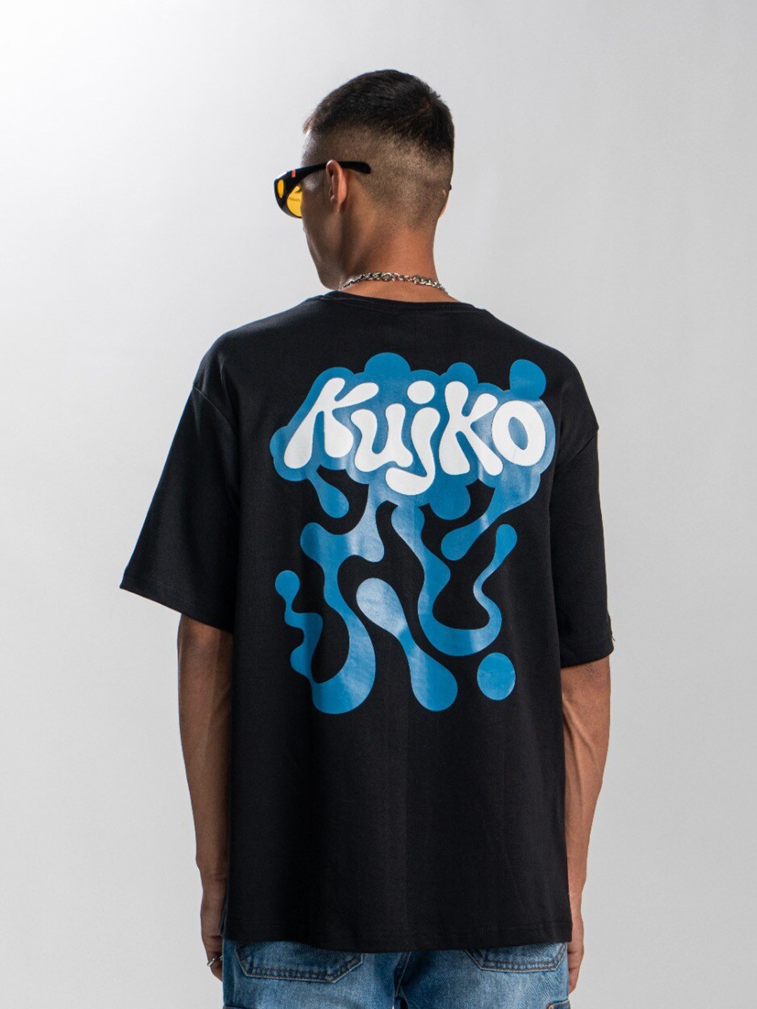 

Main Character India Typography Printed Oversized Cotton T-shirt, Black