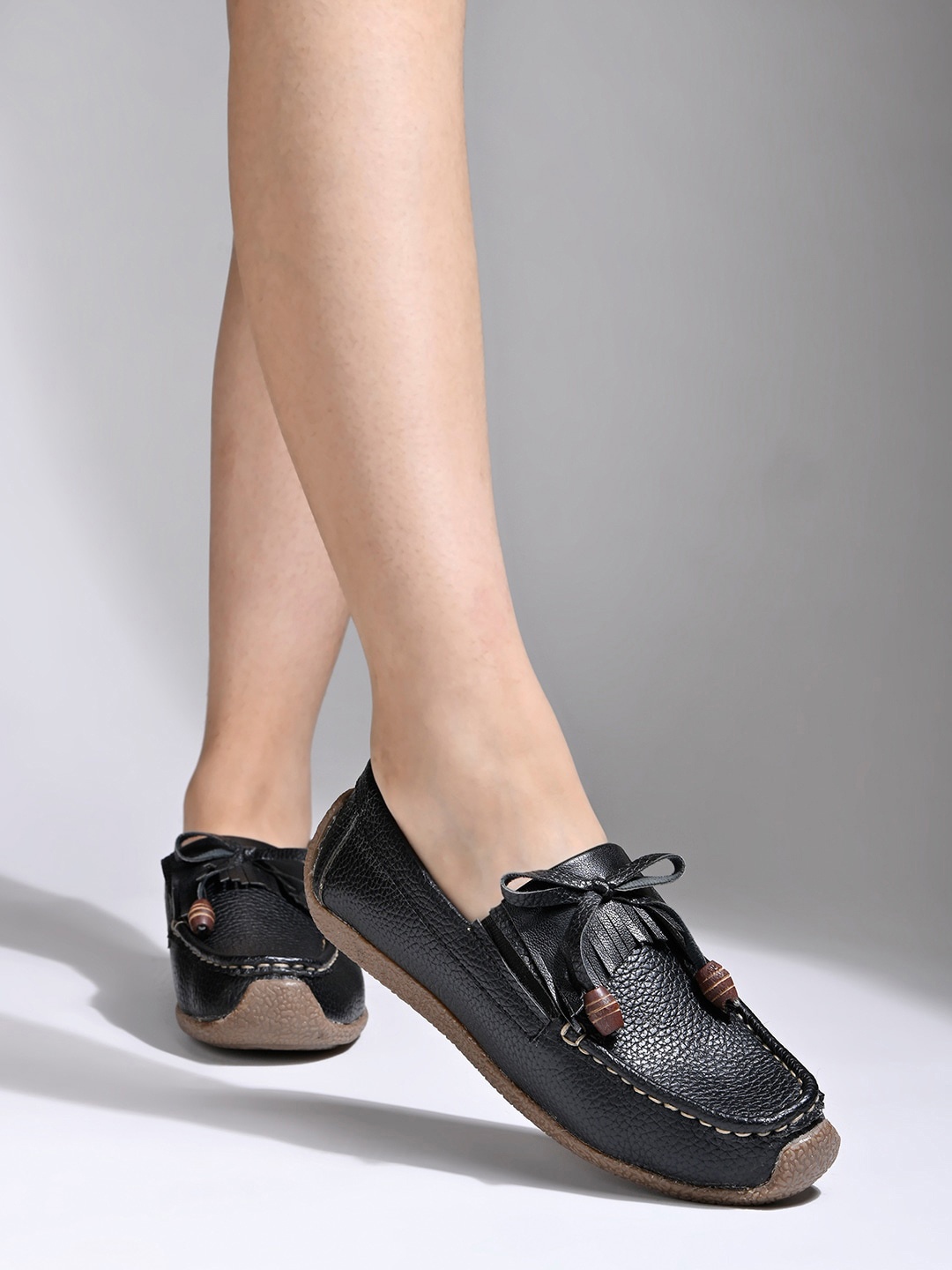 

Shoetopia Women Textured Lightweight Tassel Loafers, Black