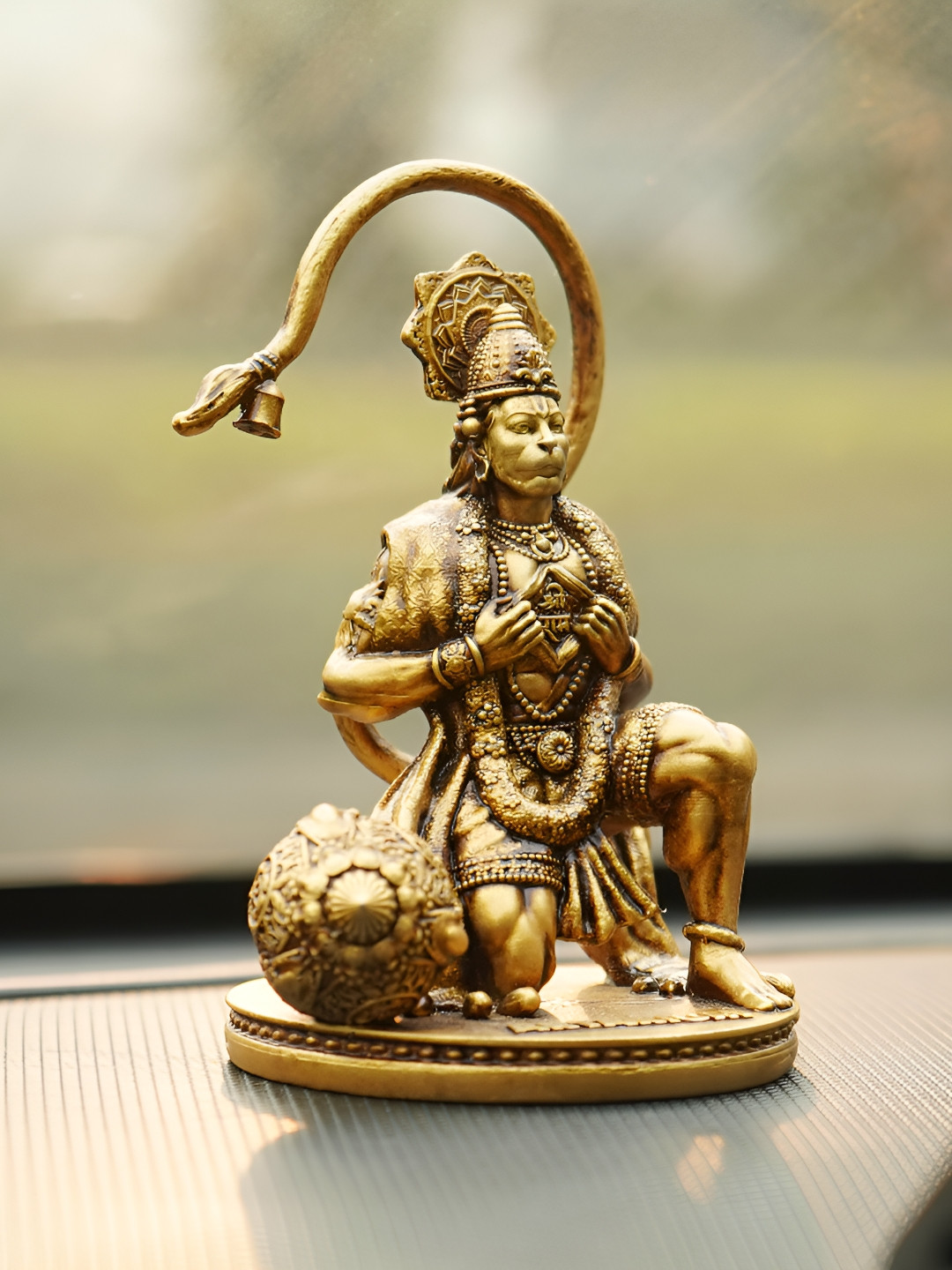 

Artarium LLP Gold Toned RamBhakt hanuman Showpiece, Brown