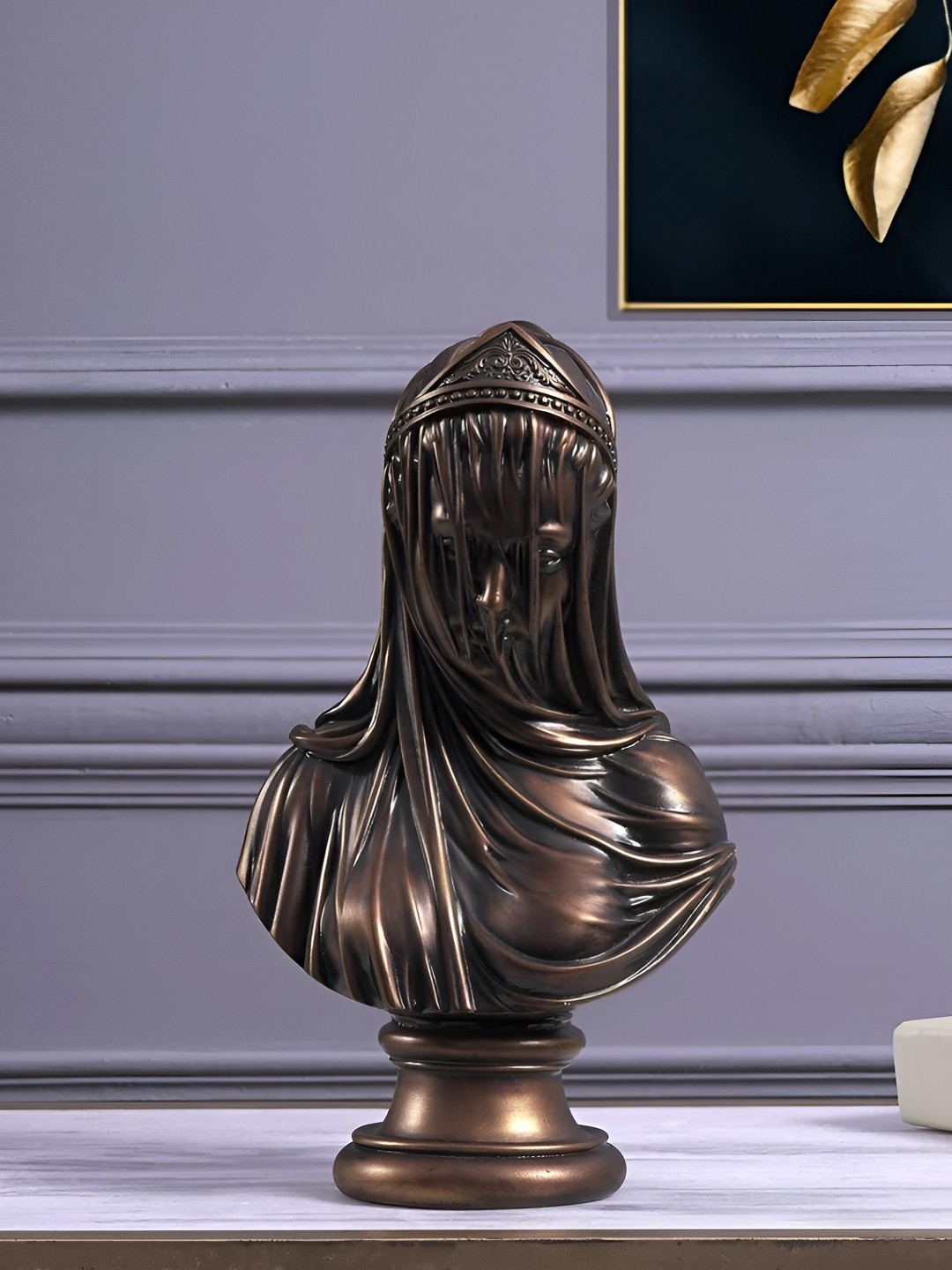 

Artarium LLP Brown Pardanashin Showpiece
