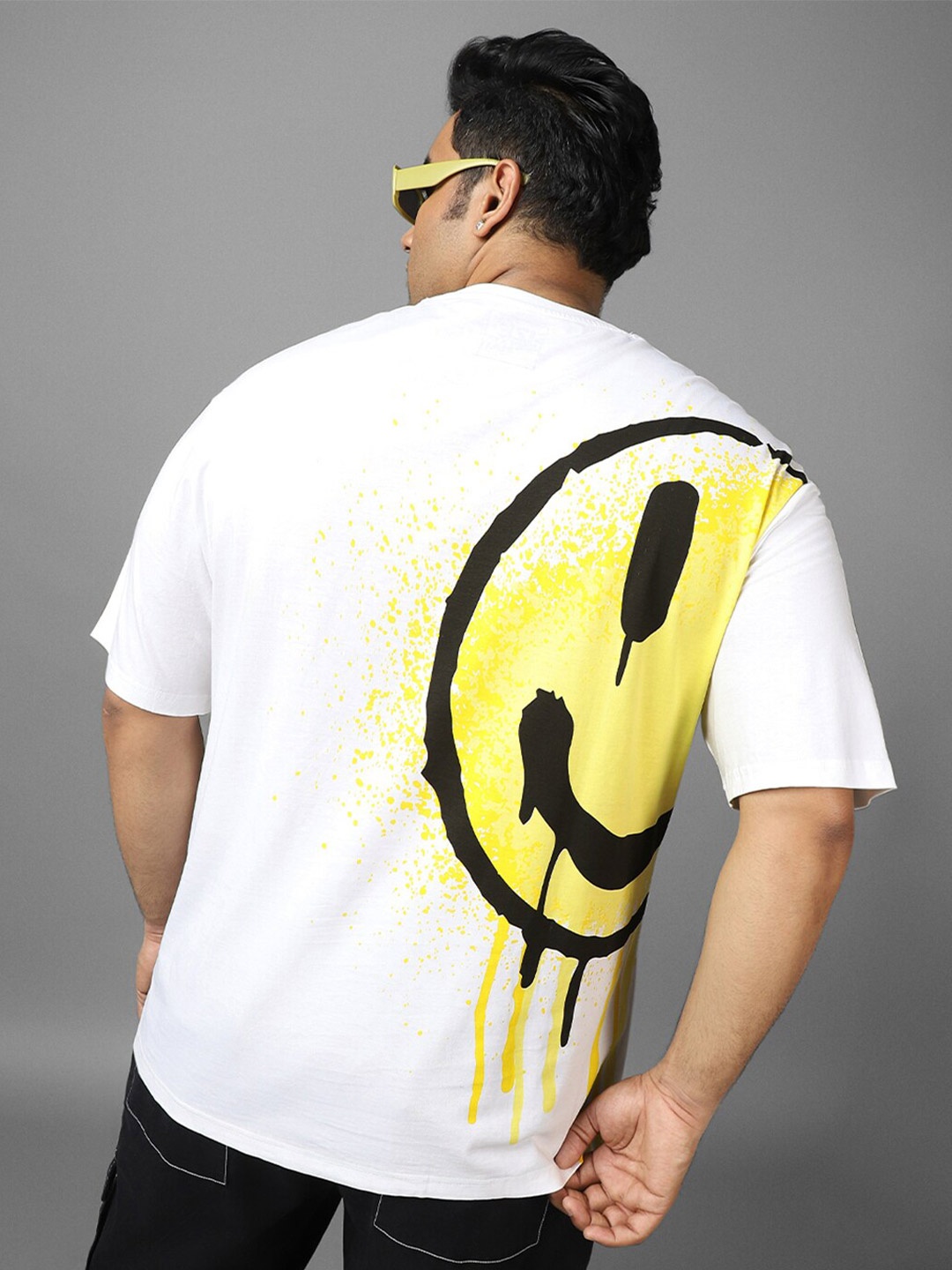 

Bewakoof Plus Graphic Printed Oversized Cotton T-shirt, White