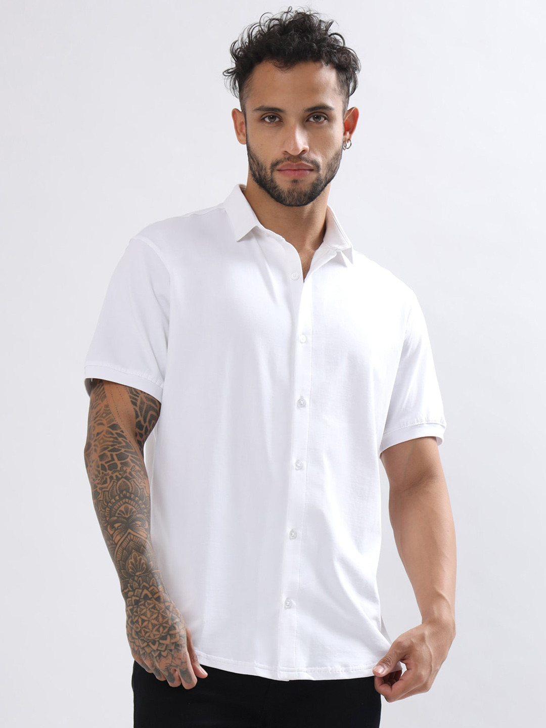 

WEARDUDS Premium Slim Fit Short Sleeves Casual Shirt, White