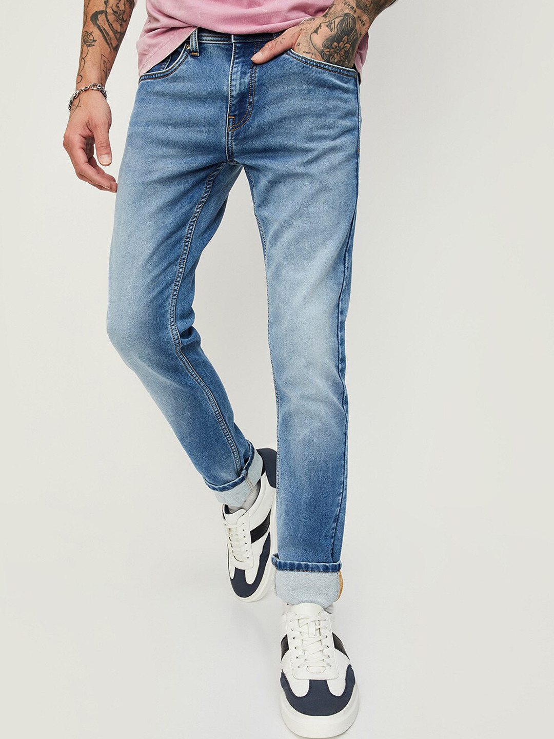 

max Men Heavy Fade Clean Look Stretchable Jeans, Blue