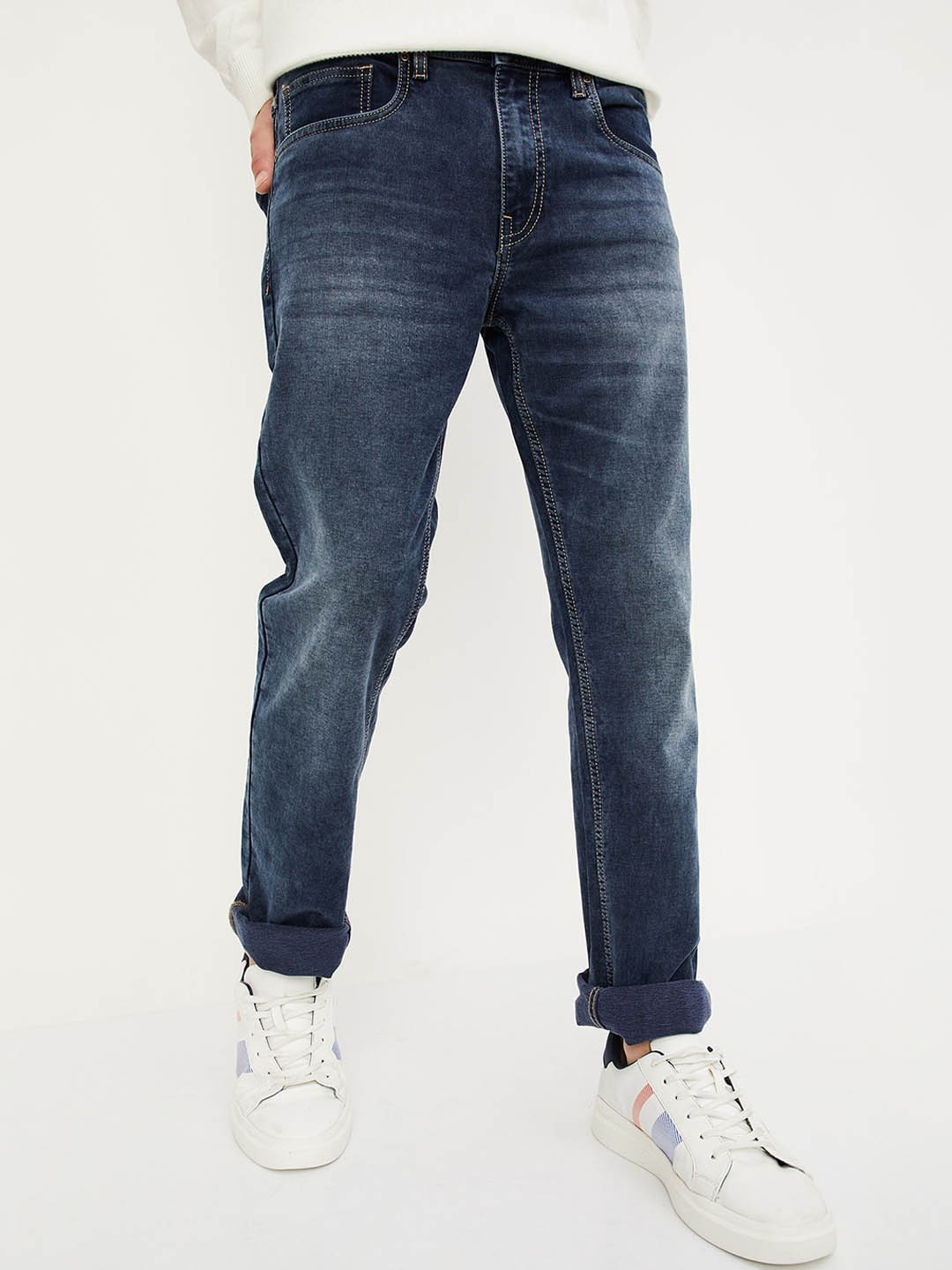 

max Men Heavy Fade Clean Look Stretchable Jeans, Blue