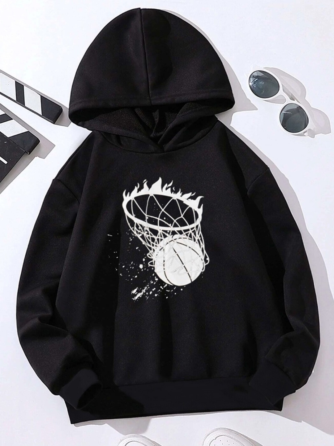 

StyleCast Girls Black Graphic Printed Hooded Sweatshirt