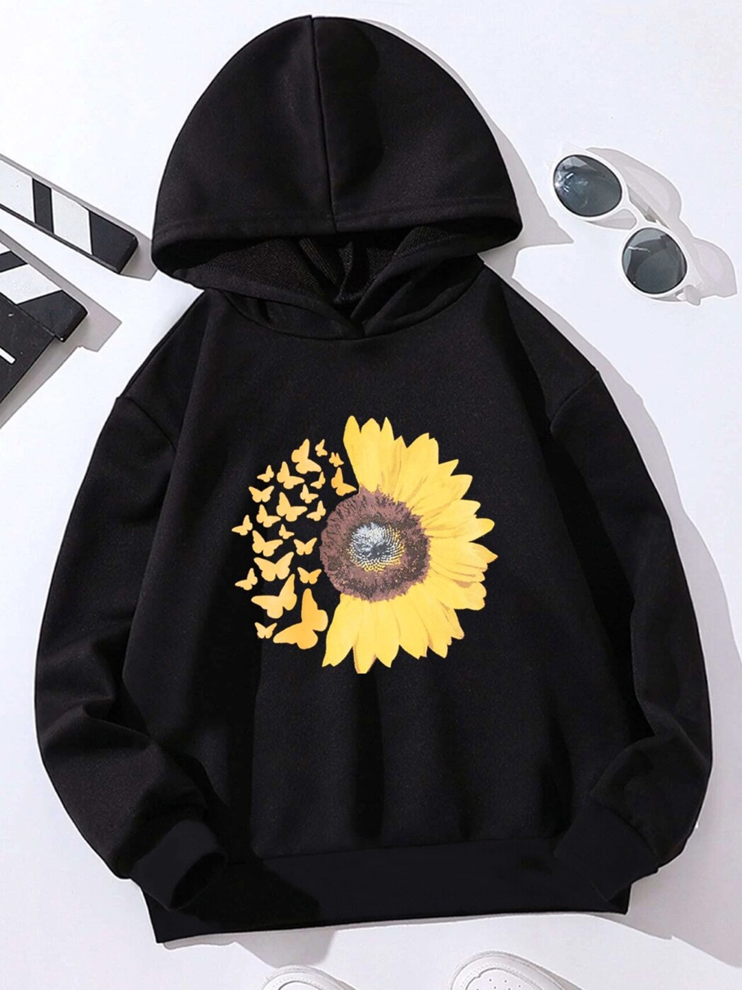 

StyleCast Girls Black Printed Hooded Pullover Sweatshirt