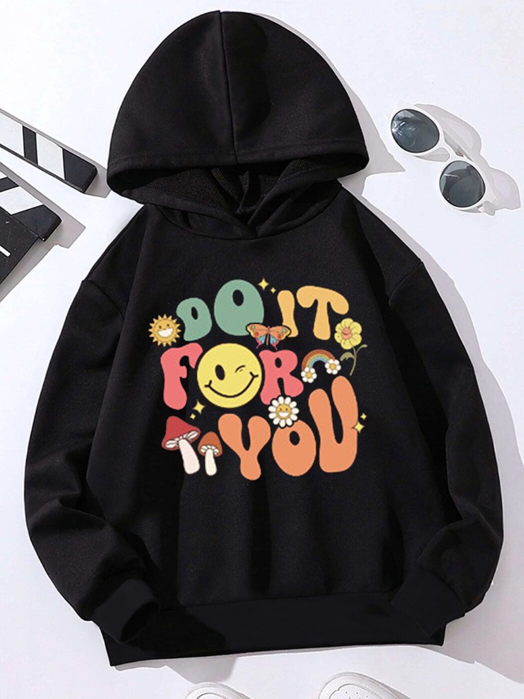 

StyleCast Girls Black Typography Printed Hooded Pullover Sweatshirt