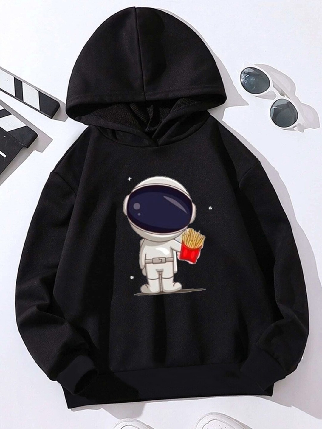 

StyleCast Girls Black & Off White Graphic Printed Hooded Pullover