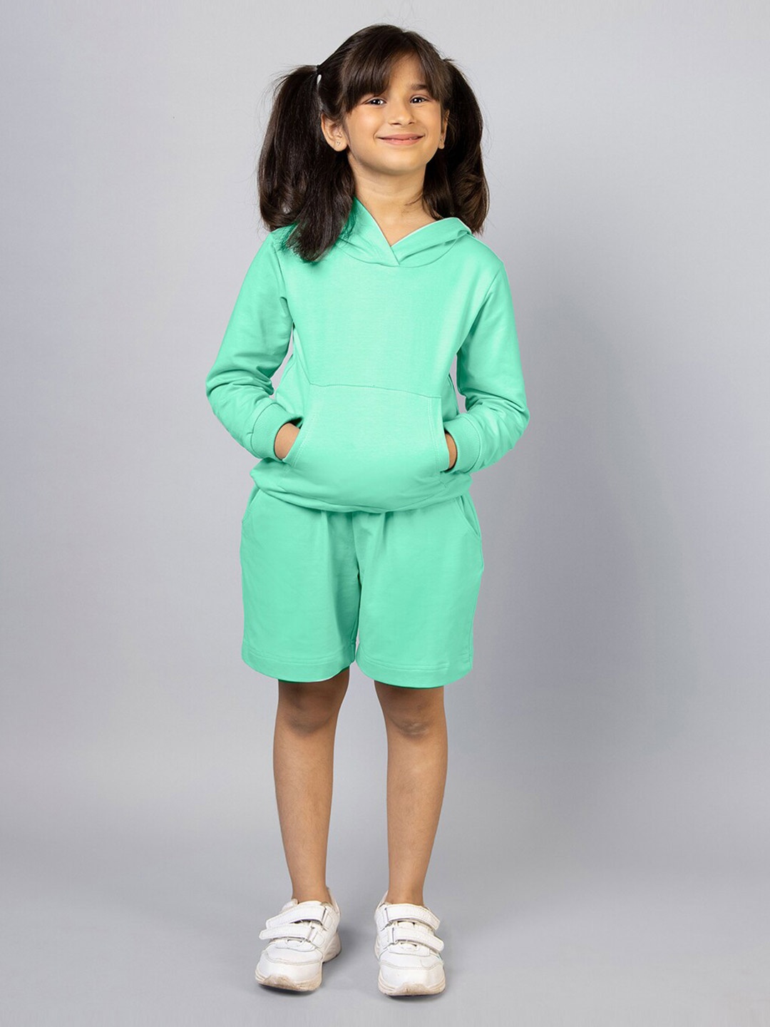 

ZIP ZAP ZOOP Girls Hooded Pure Cotton T-shirt With Shorts, Green