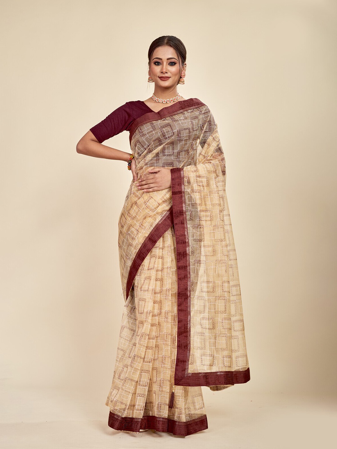 

MAHALASA Geometric Printed Pure Chiffon Saree, Beige