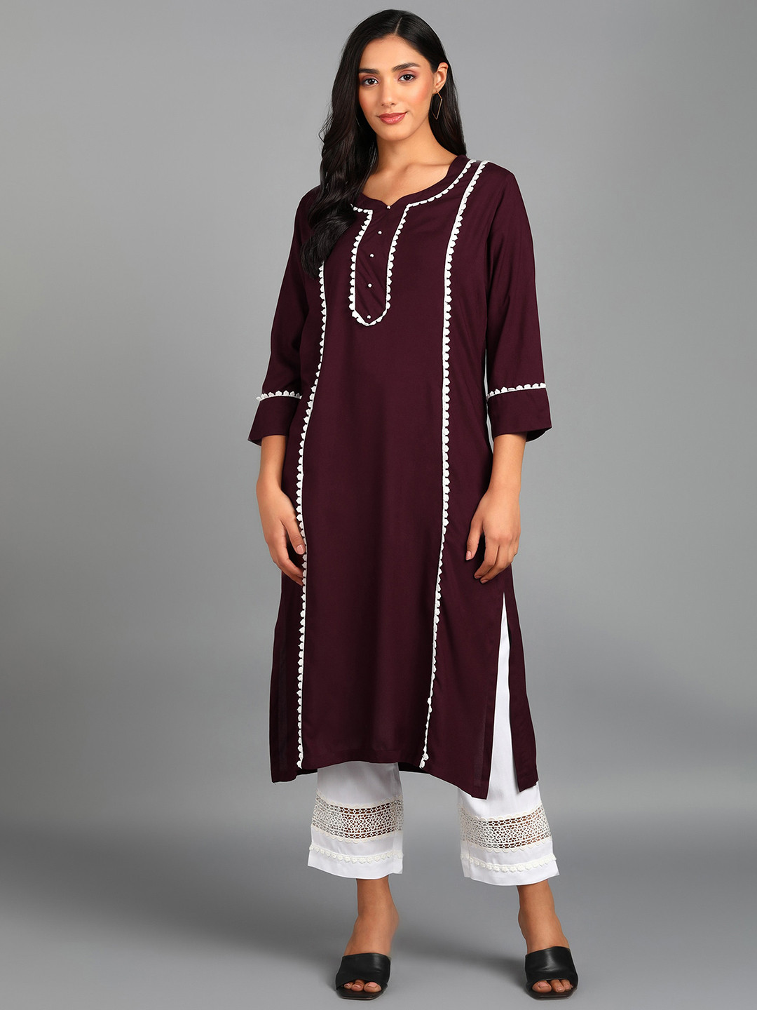 

Adyavastram V-Neck Gotta Patti Cotton Straight Kurta, Maroon