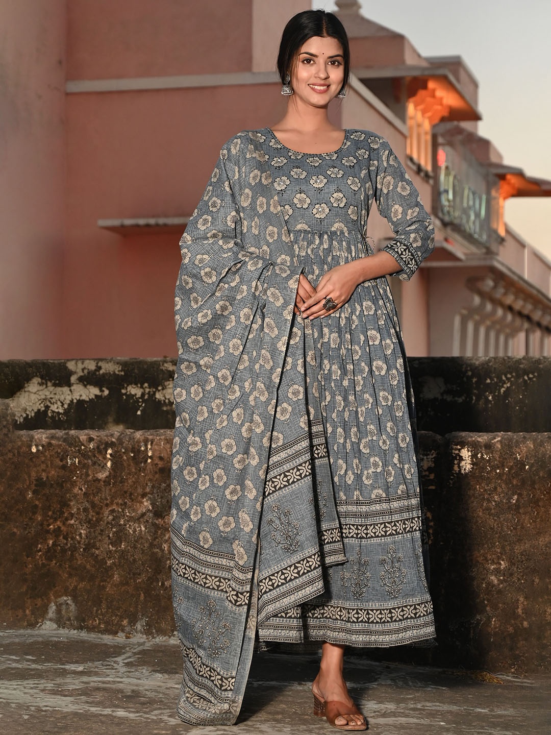 

ZARI Floral Printed Cotton Fit & Flare Ethnic Dresses With Dupatta, Grey