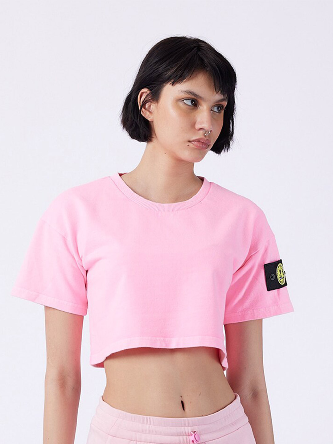 

Koovs Round Neck Relaxed Fit Pure Cotton Cropped T-shirt, Pink