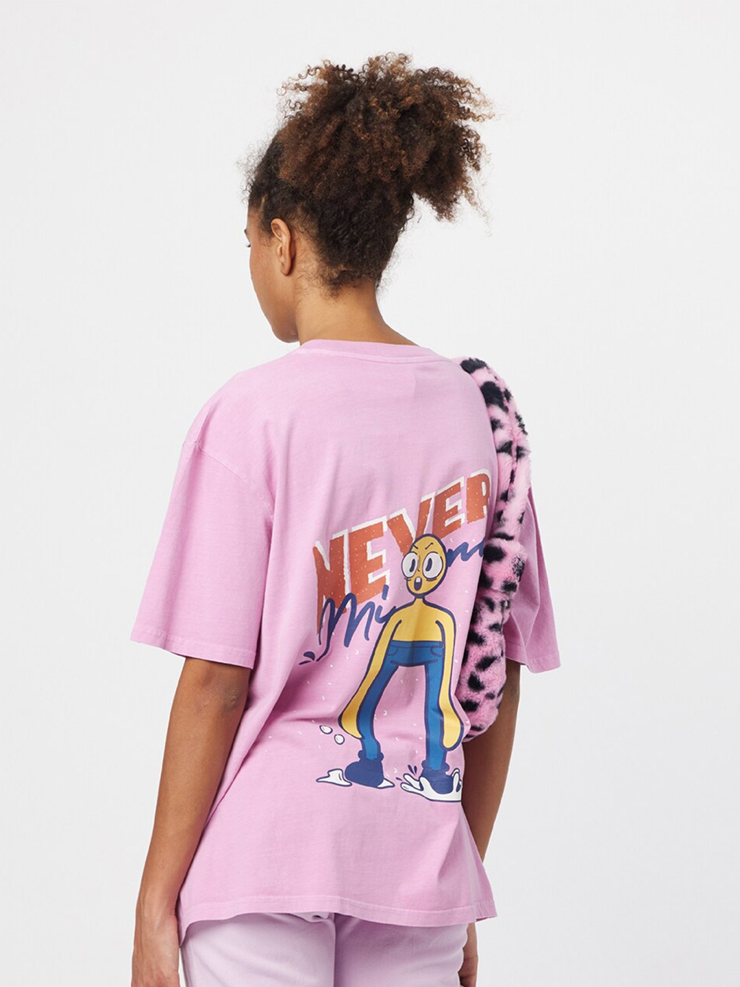 

Koovs Typography Printed Drop Shoulder Pure Cotton T-shirt, Pink