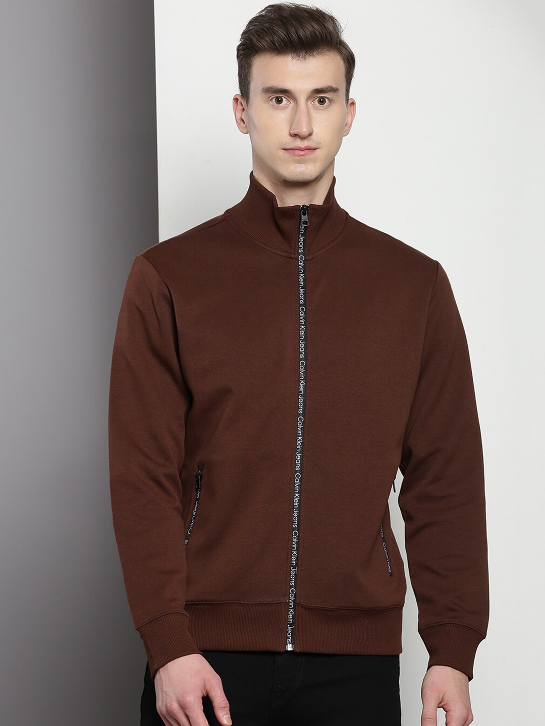 

Calvin Klein Jeans Mock Collar Cotton Front Open Sweatshirt, Brown