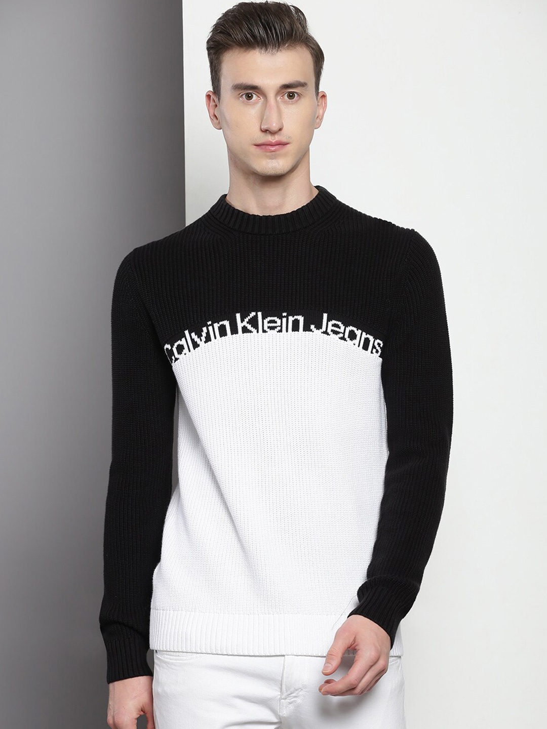

Calvin Klein Jeans Colourblocked Long Sleeves Cotton Pullover Sweater, White