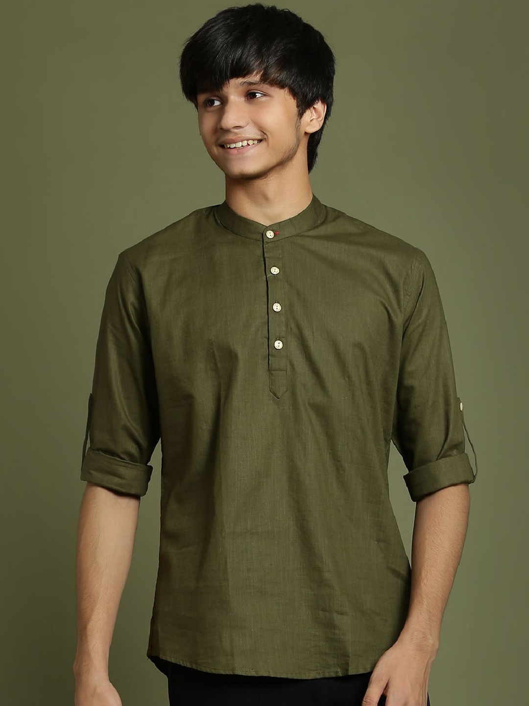 

VASTRAMAY Boys Band Collar Roll-Up Sleeves Cotton Kurta, Olive