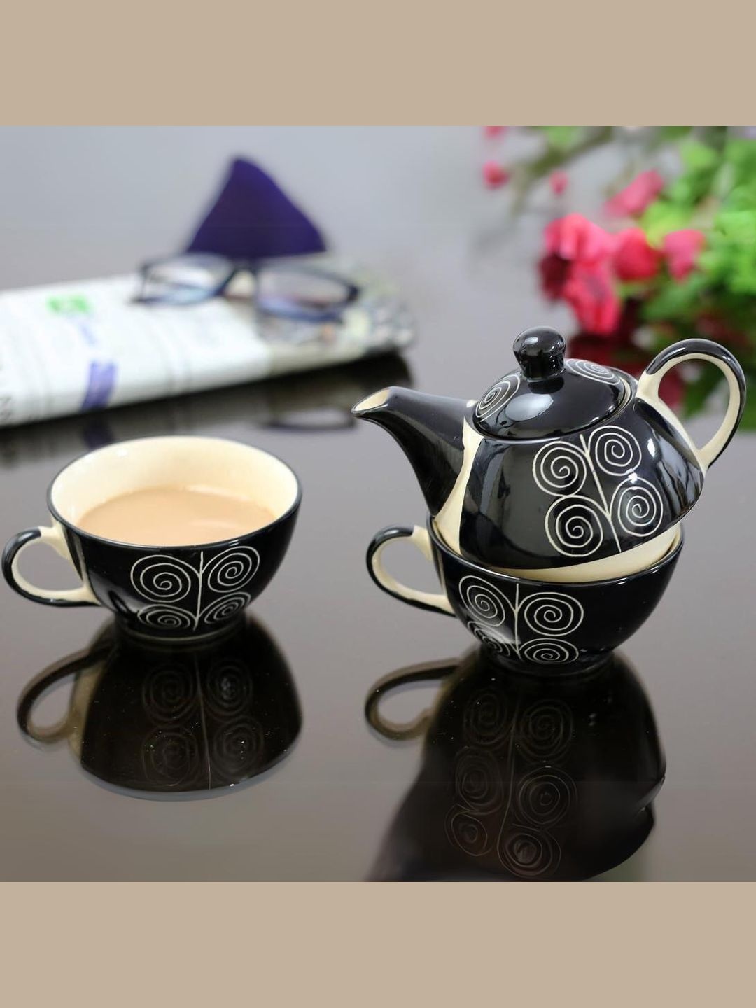 

Kittens Black 2 Pieces Handcrafted and Hand Painted Solid Ceramic Glossy Kettle Set