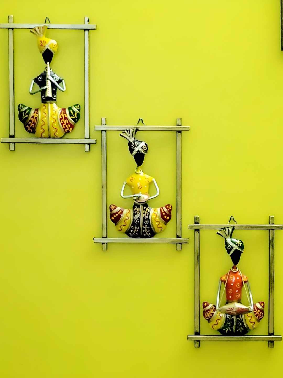 

Kittens Beige & Yellow 3 Pieces Musicians Wall Hanging