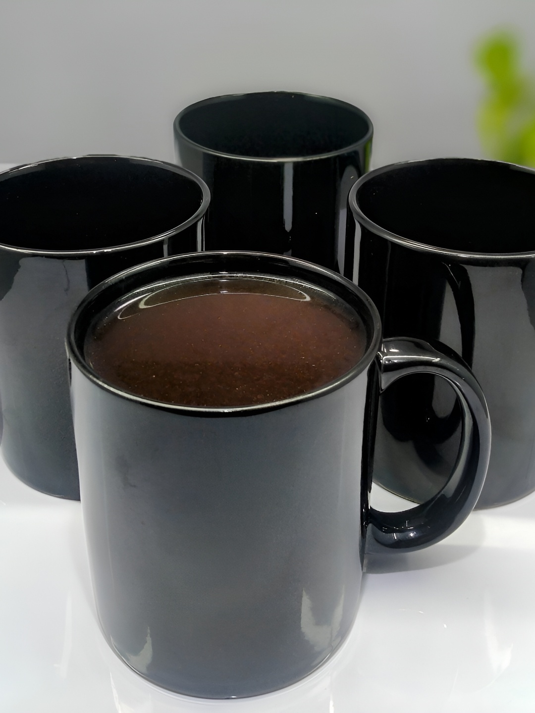 

Kittens Black 4 Pieces Ceramic Glossy Mugs 300ml