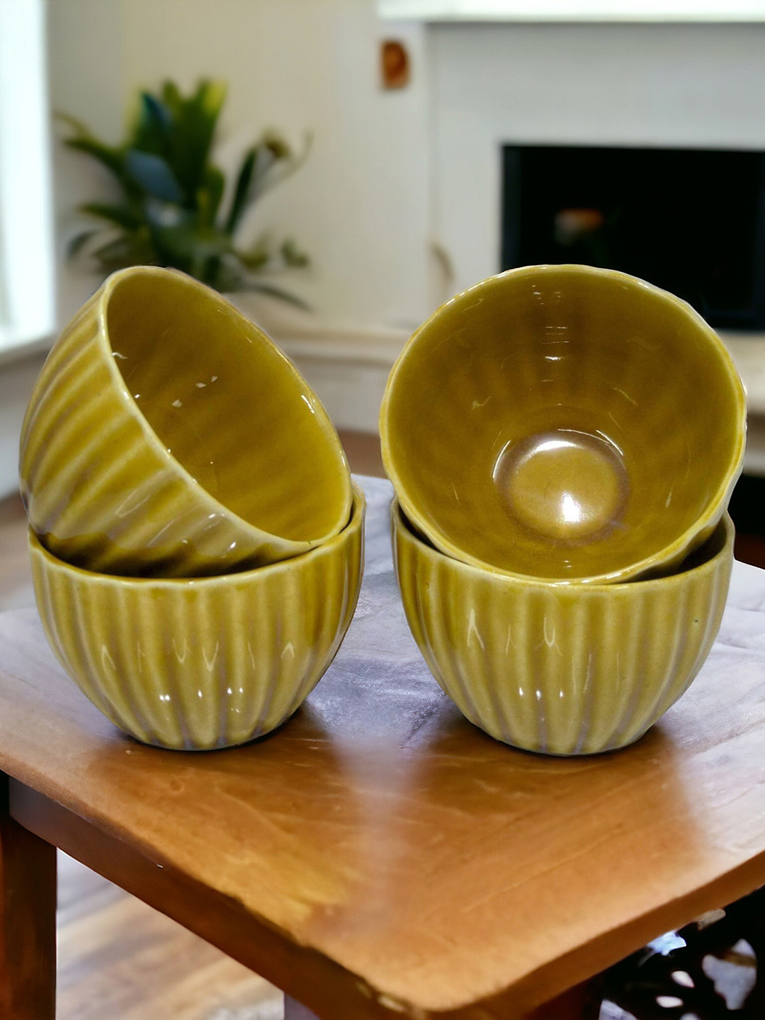 

Kittens Mustard 4 Pieces Handcrafted and Hand Painted Printed Ceramic Glossy Bowls