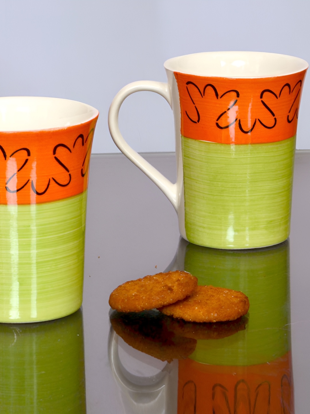 

Kittens Orange 2 Pieces Handcrafted and Hand Painted Solid Ceramic Glossy Cups and Mugs, White