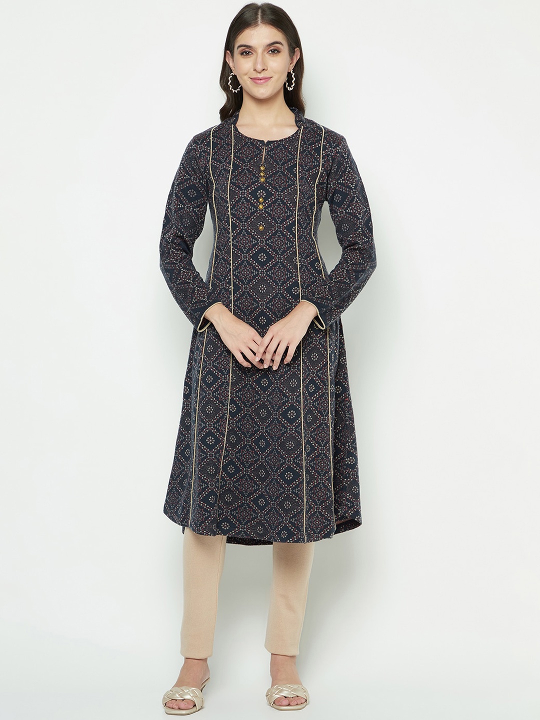 

Knitstudio Ethnic Motifs Printed Kurta with Leggings, Navy blue
