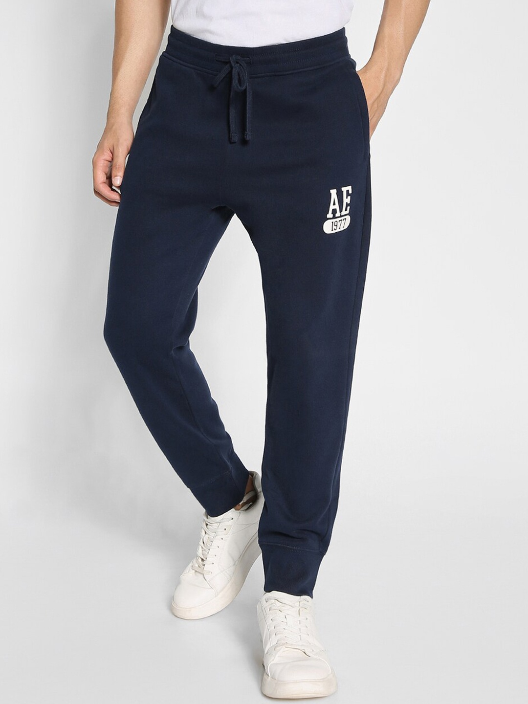 

AMERICAN EAGLE OUTFITTERS Men Mid-Rise Joggers, Navy blue