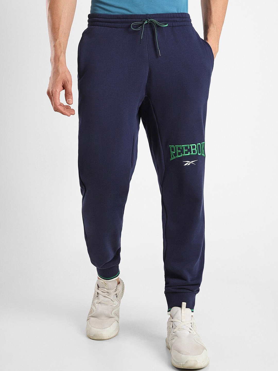 

Reebok Men Cl Var Ft Printed Pure Cotton Joggers, Navy blue