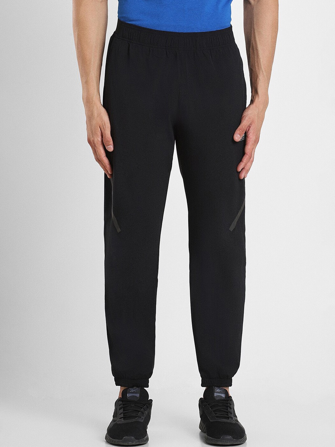 

Reebok Men Mid-Rise Certified Joggers, Black
