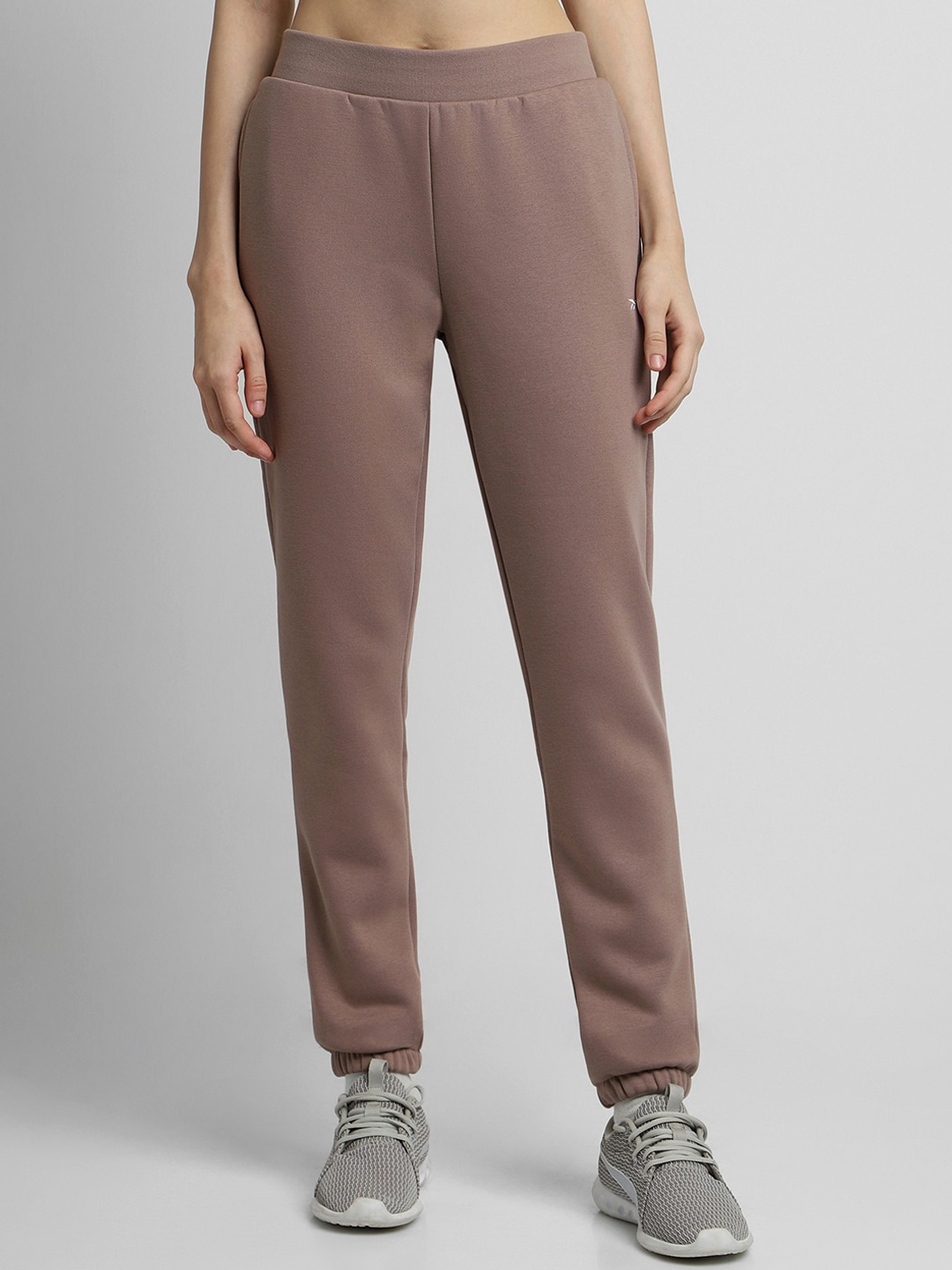 

Reebok Women Mid-Rise Lux Fleece Joggers, Brown