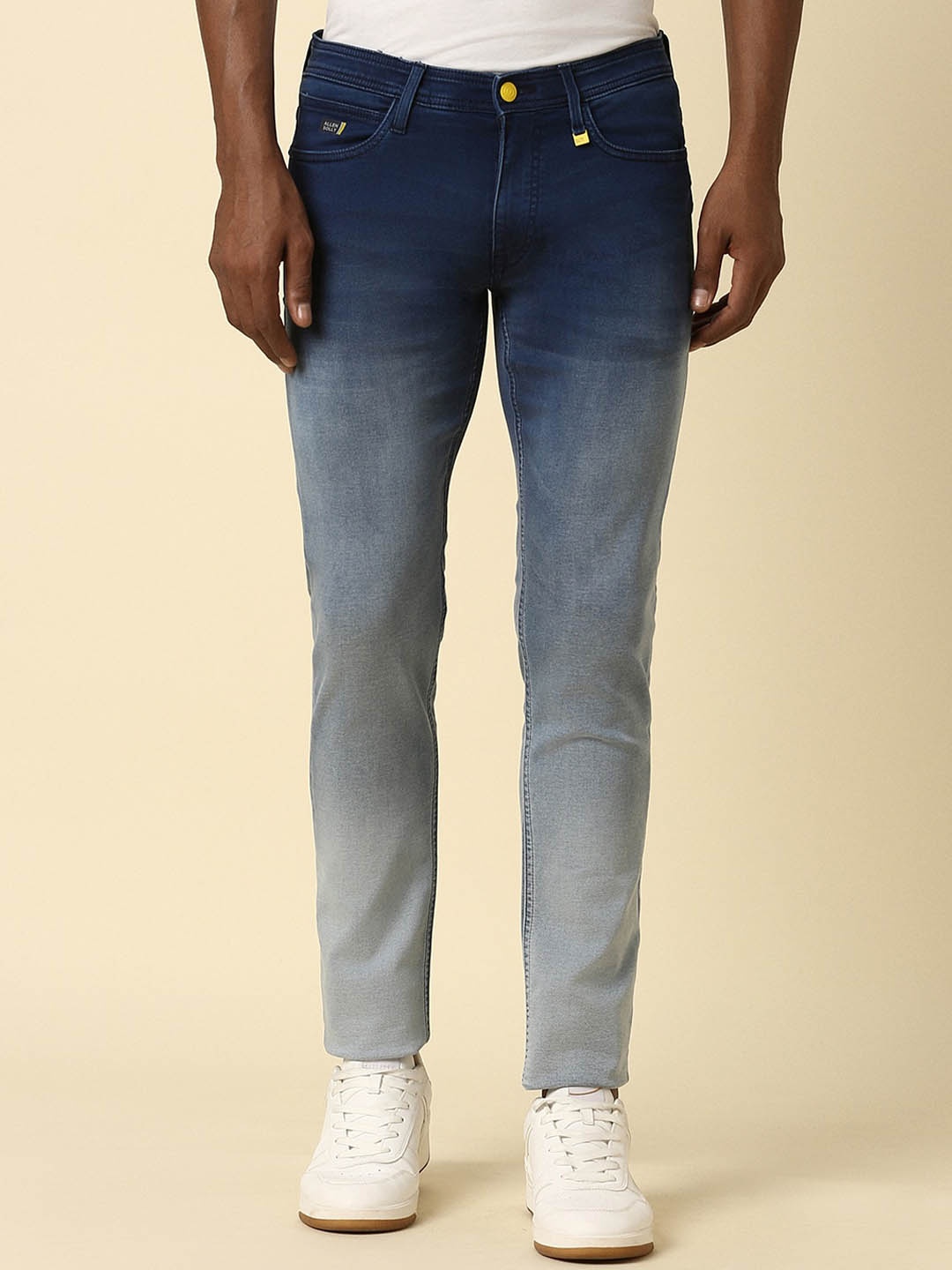 

Allen Solly Men Skinny Fit Heavy Fade Jeans, Blue