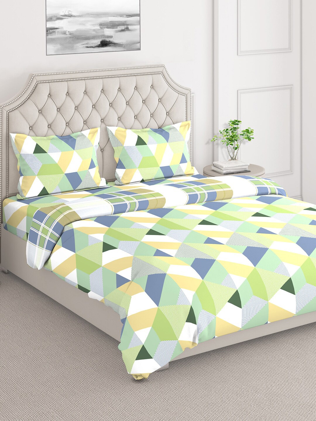 

Layers White & Green Printed Cotton Superfine Double Queen Bedding Set