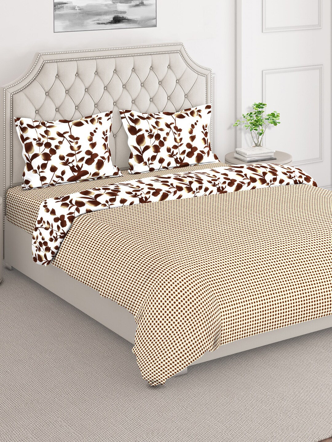 

Layers Brown & White Printed Cotton Superfine Double King Bedding Set