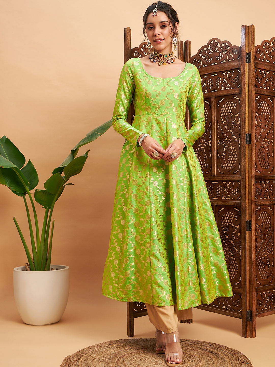 

Shae by SASSAFRAS Floral Woven Design Pure Jacquard A Line Kurta, Green