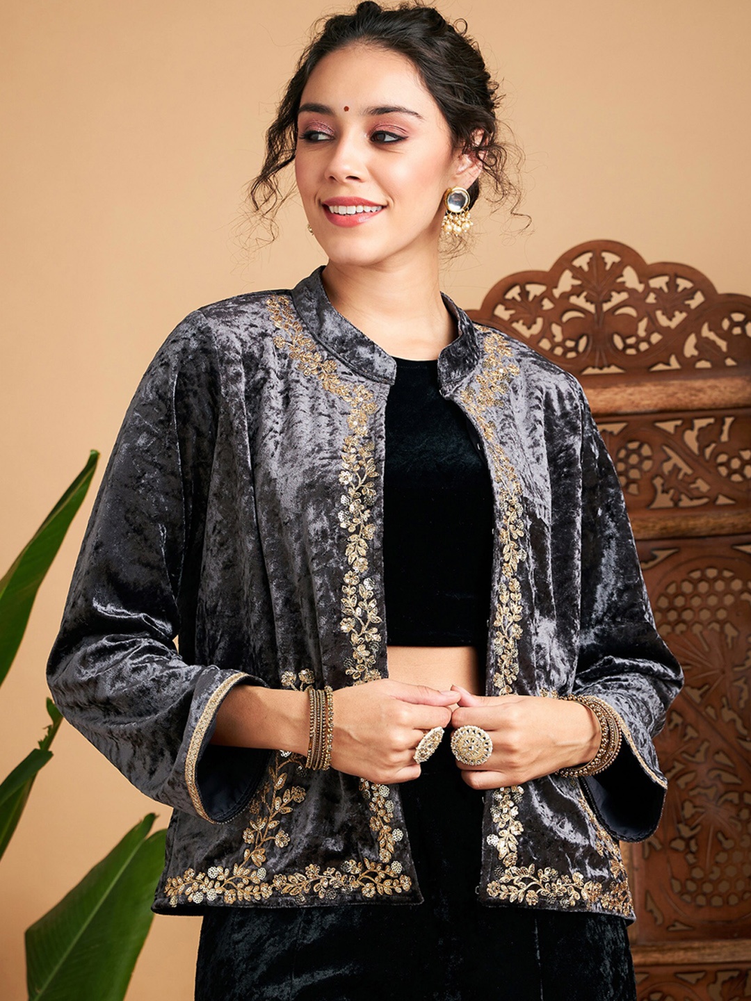 

Shae by SASSAFRAS Ethnic Motifs Embroidered Mandarin Collar Tailored Jacket, Grey
