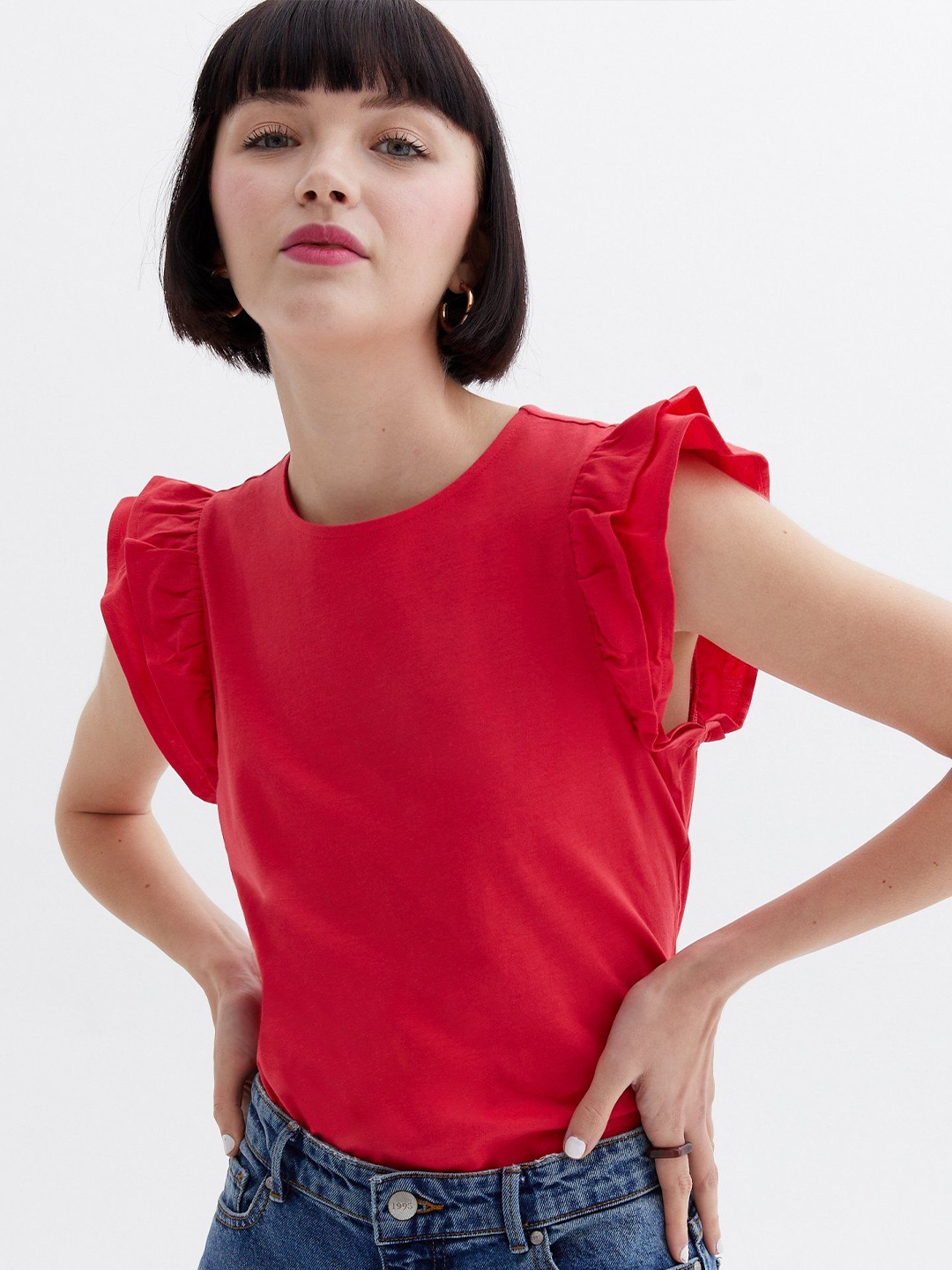 

Dracht Round Neck Flutter Sleeves Ruffles Cotton Top, Red