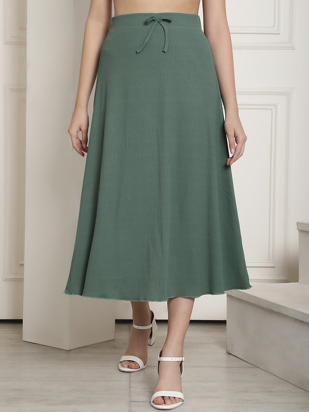 

NEUDIS Ribbed Flared Midi Skirt, Green