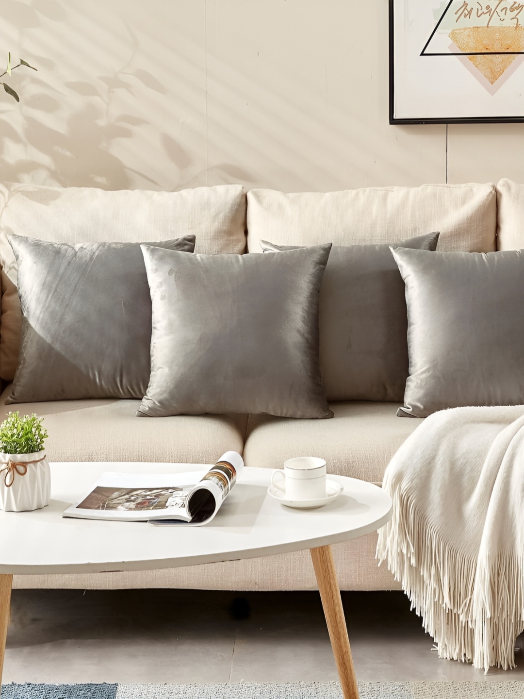 

stuffique Grey 5 Pieces Velvet Square Cushion Covers