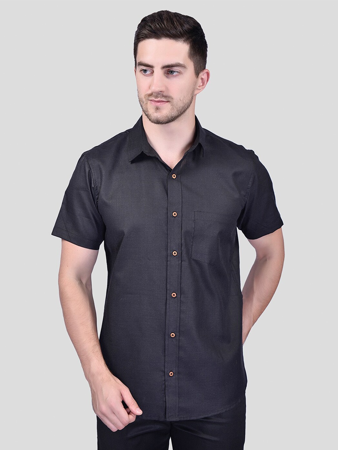 

PRINTCULTR Classic Spread Collar Short Sleeves Cotton Linen Casual Shirt, Black