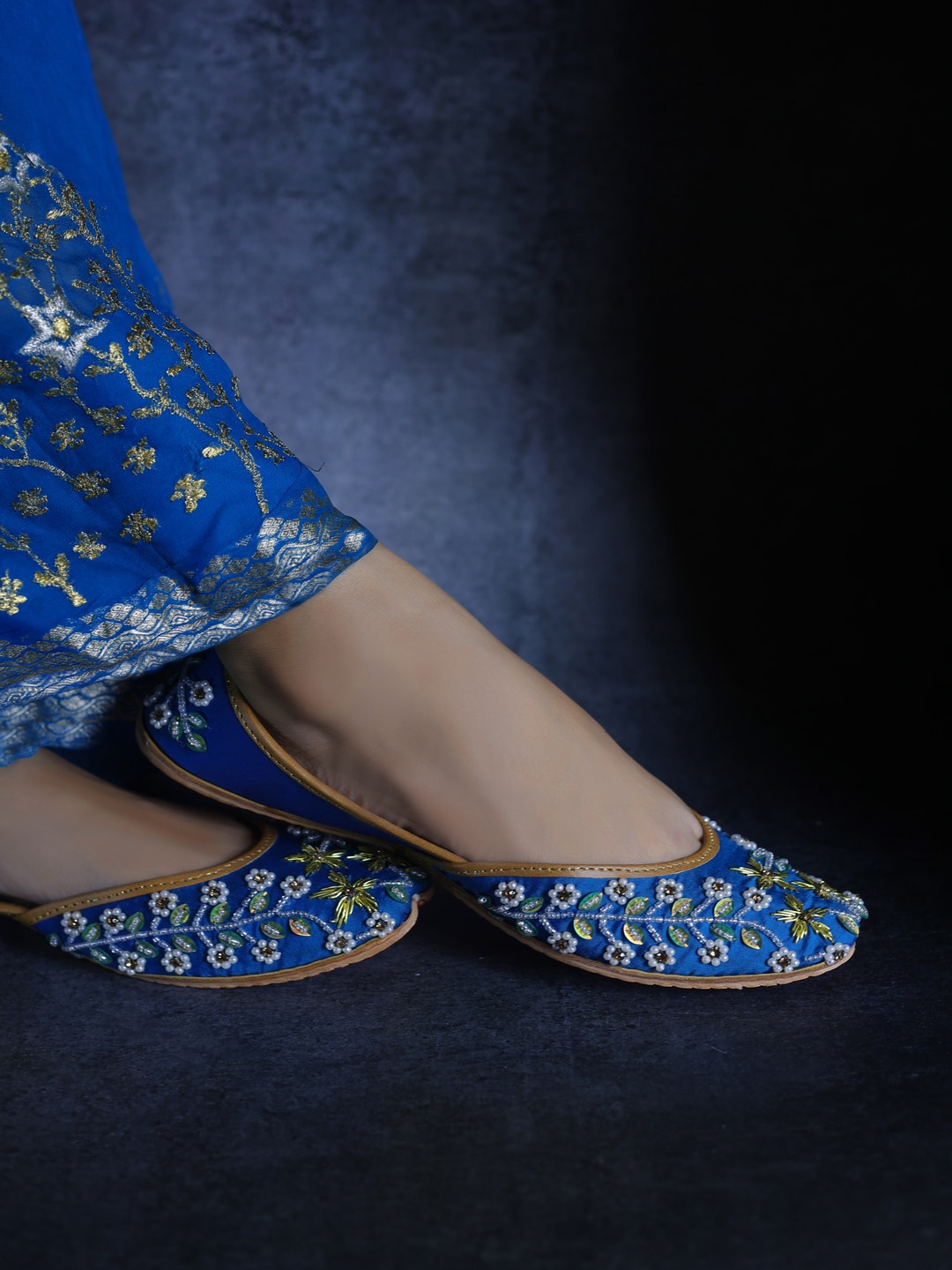 

Sole Saga Ethnic Embellished Square Toe Leather Mojaris, Teal