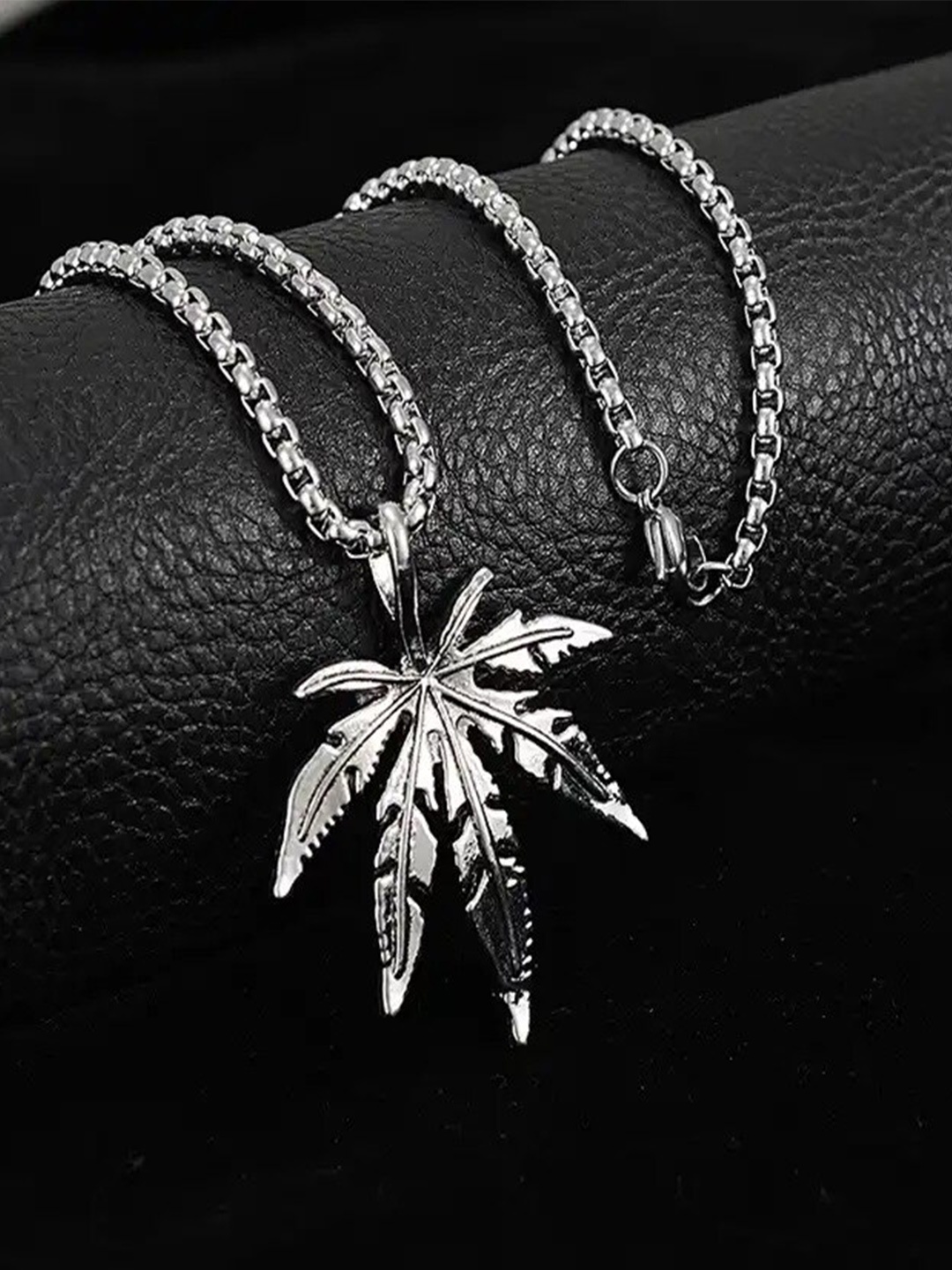 

MEENAZ Silver-Plated Leaf-Shaped Oxidised Pendants with Chains