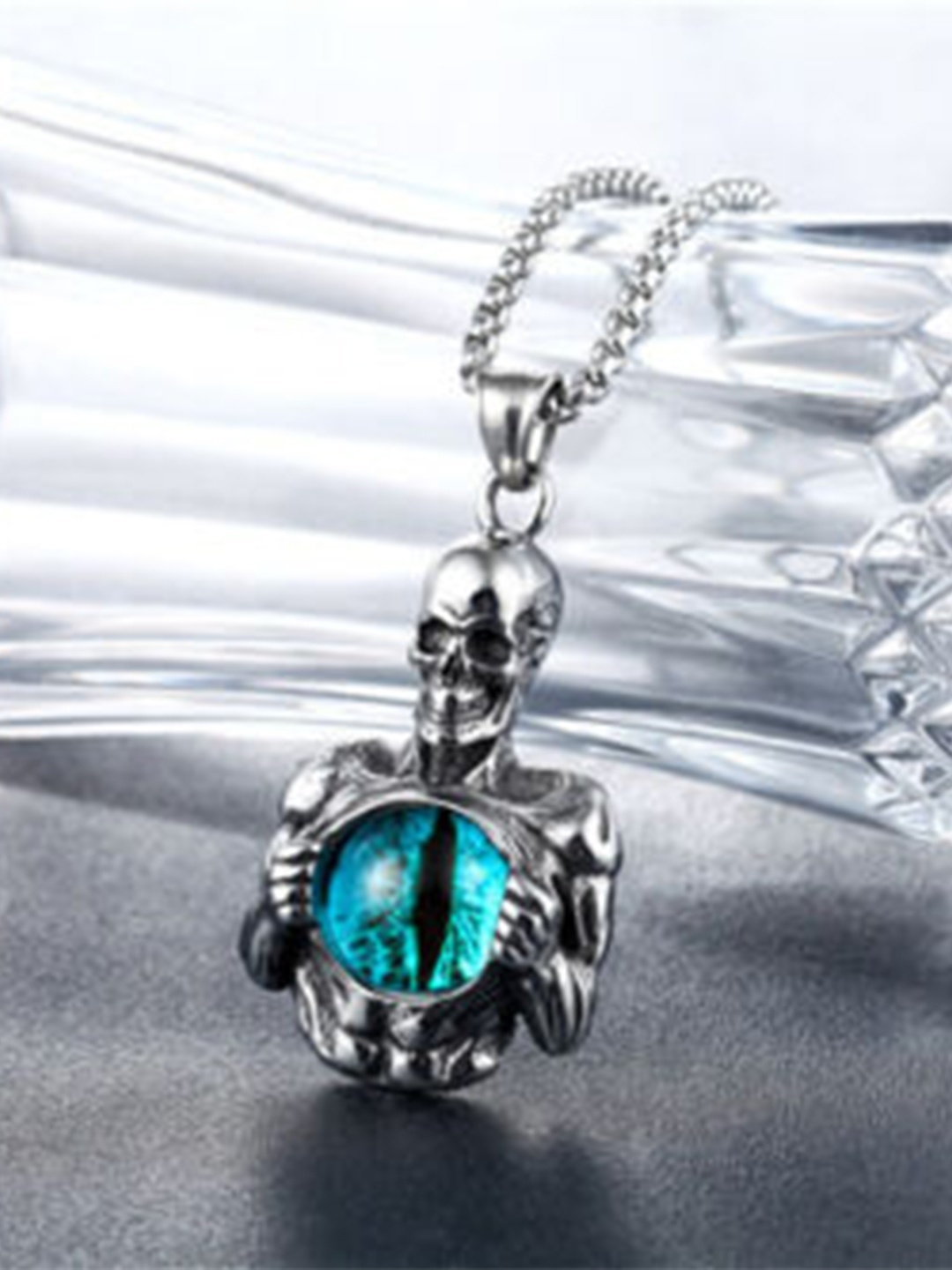 

MEENAZ Silver-Plated Evil Eye-Shaped Oxidised Pendants With Chain