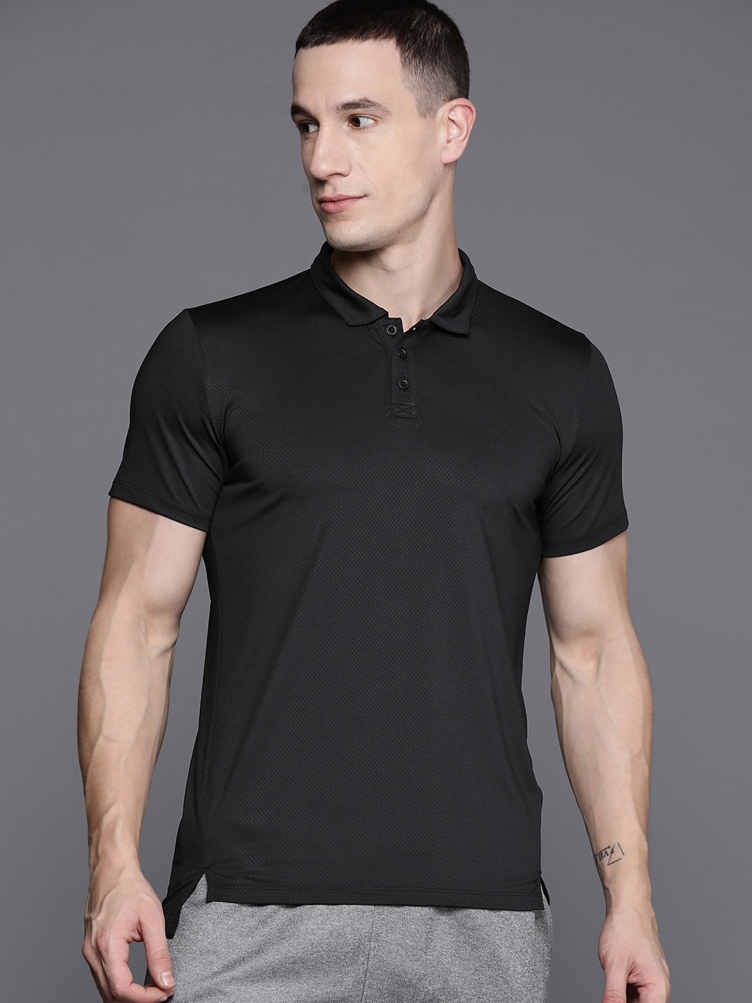 

HRX by Hrithik Roshan Men Polo Collar T-shirt, Black