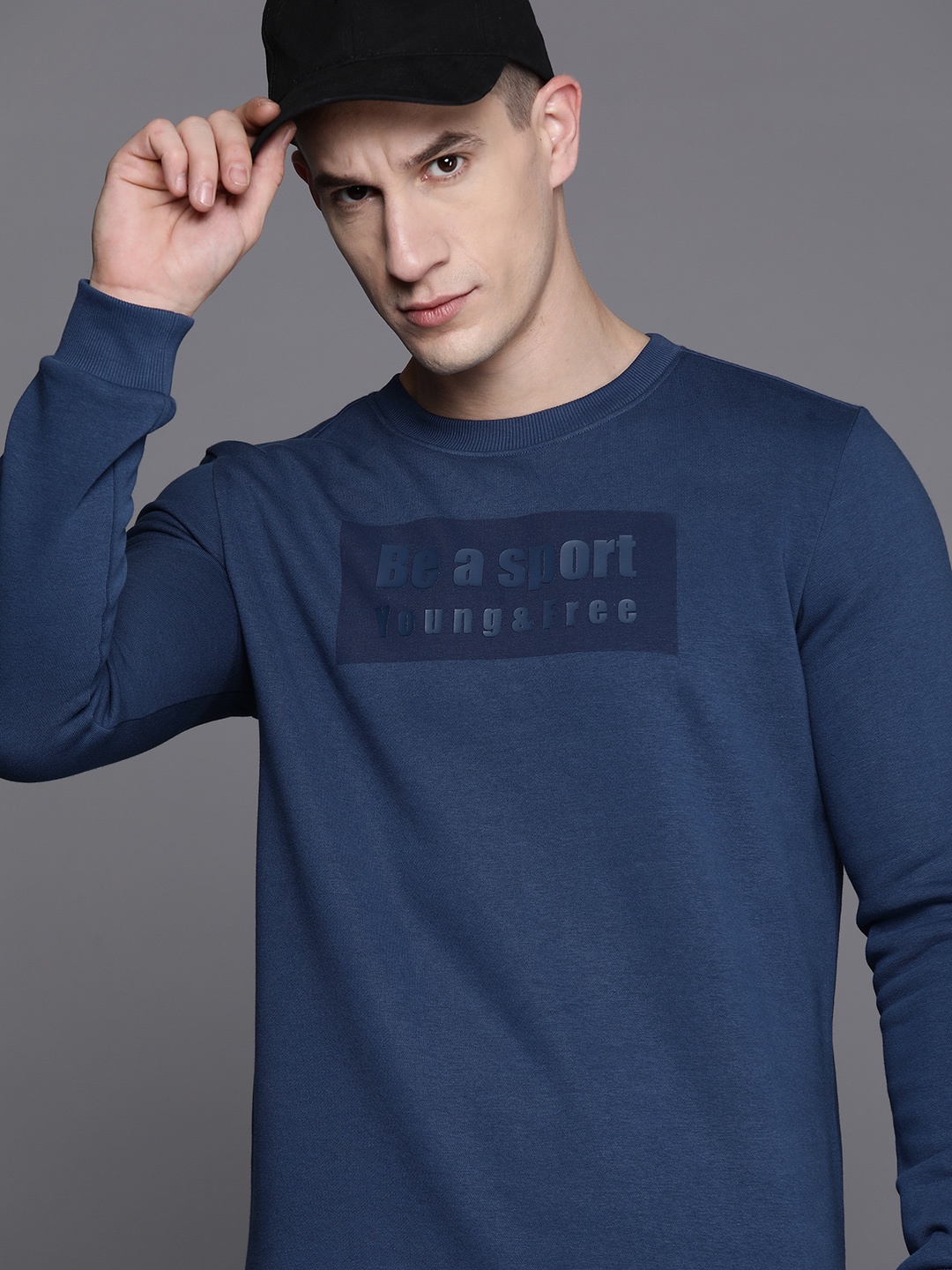 

HRX by Hrithik Roshan Men Printed Sweatshirt, Blue