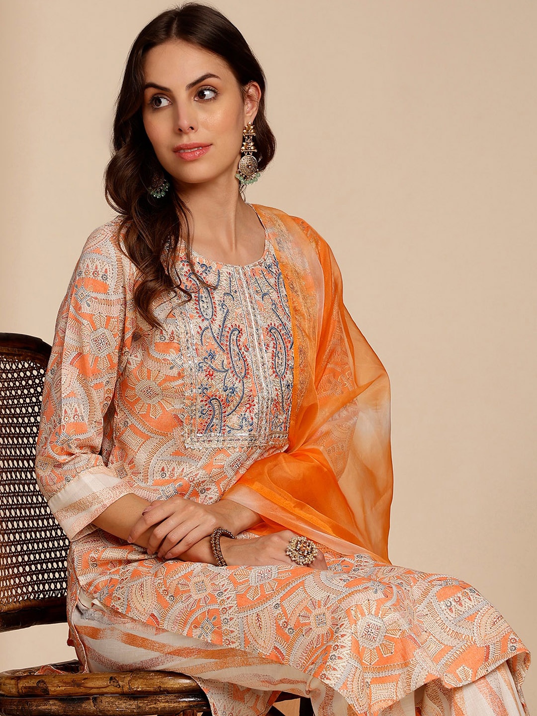 

Anouk Ethnic Motif Printed Regular Thread Work Kurta With Trousers & Dupatta, Orange