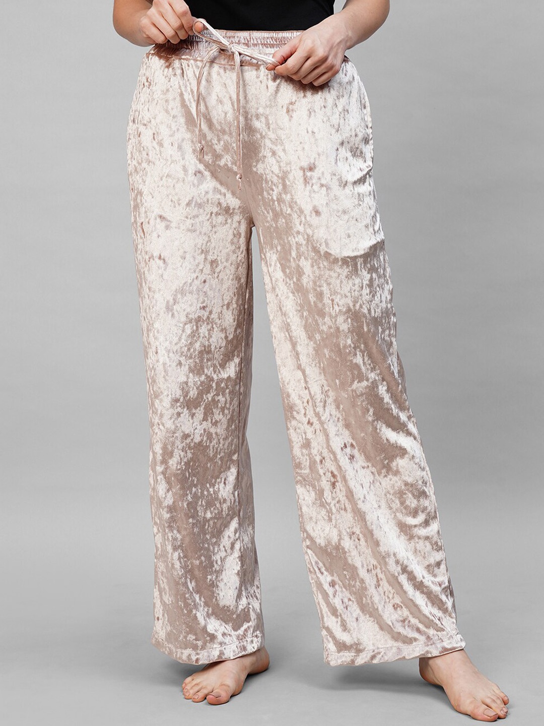 

DRAPE IN VOGUE Velvet Lounge Pants, Cream