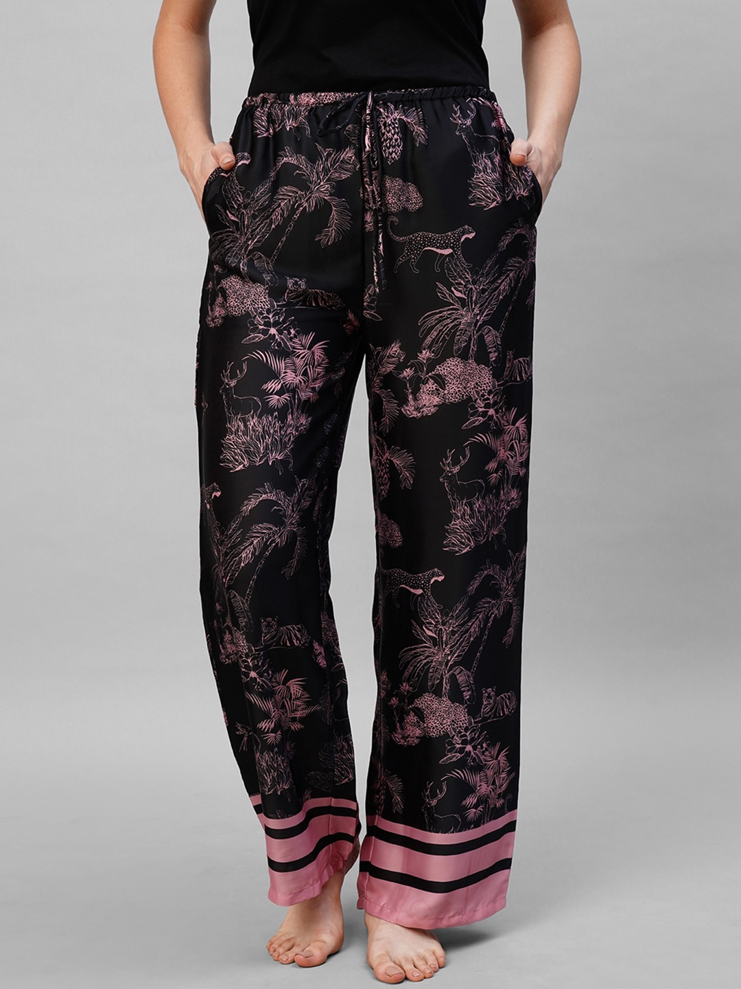 

DRAPE IN VOGUE Printed Satin Lounge Pants, Black