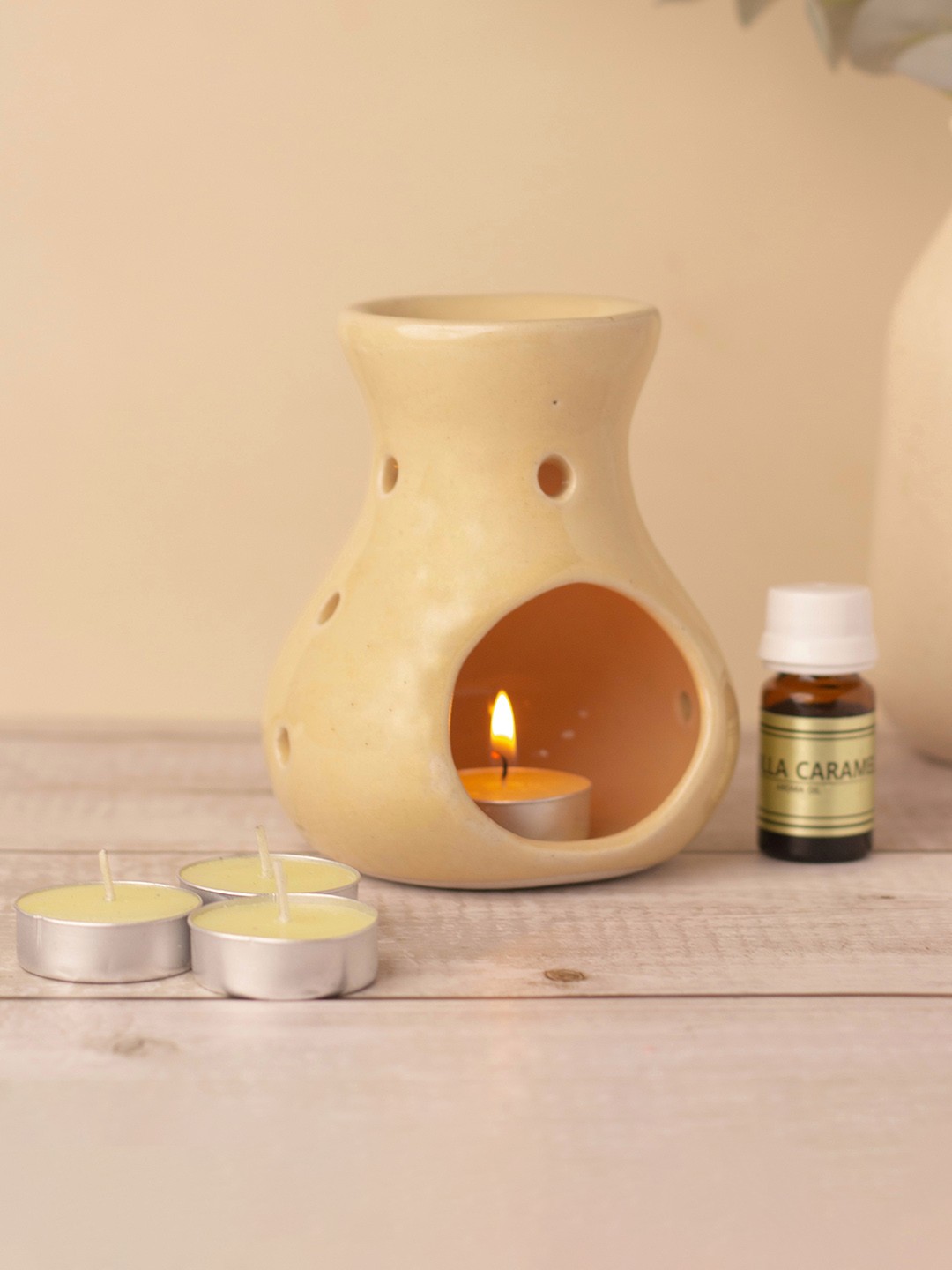 

AuraDecor Vanilla Fragrance Aroma Oil Diffuser Gift Set, Cream