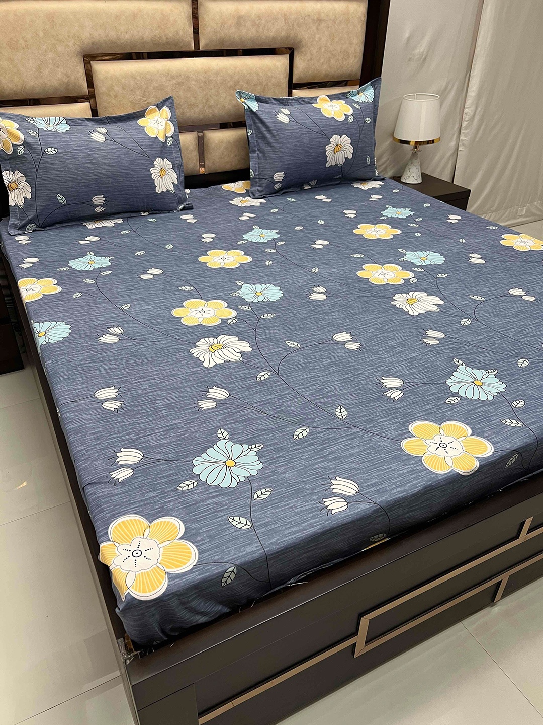 

Pure Decor Amulya Blue & Yellow Floral 250 TC Queen Bedsheet with 2 Pillow Covers